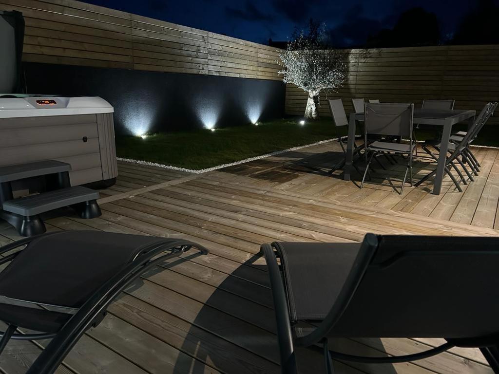 Brehat Vue Et Jacuzzi *