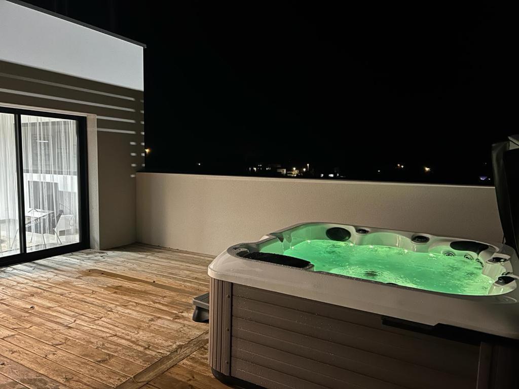 Casa de Férias Brehat Vue Et Jacuzzi Tréveneuc