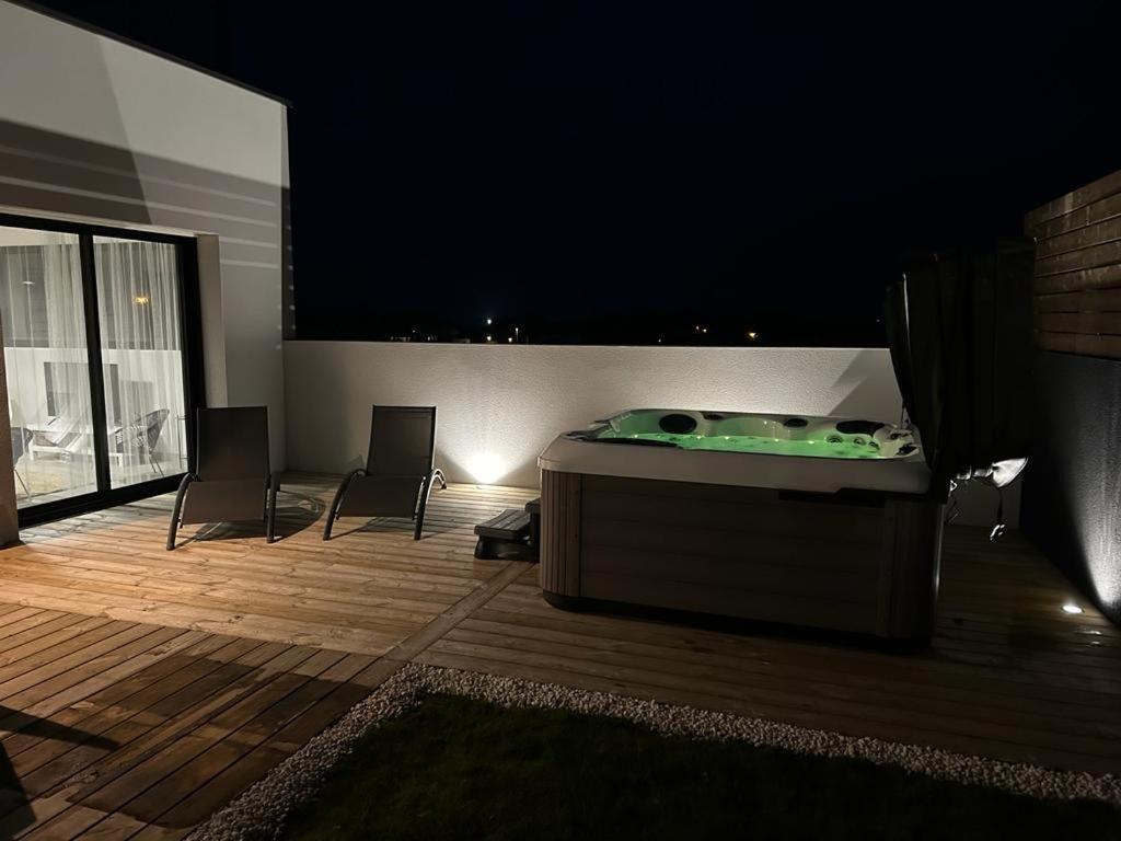 Holiday home Brehat Vue Et Jacuzzi